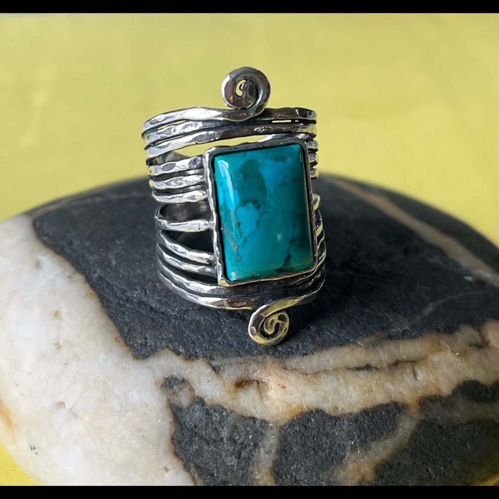 Artful Turquoise Ring
